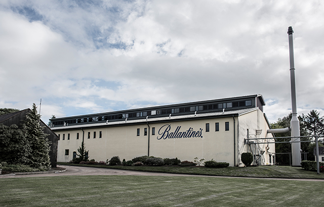 百齡罈 Ballantine 威士忌 - 百年傳承的蘇格蘭經典